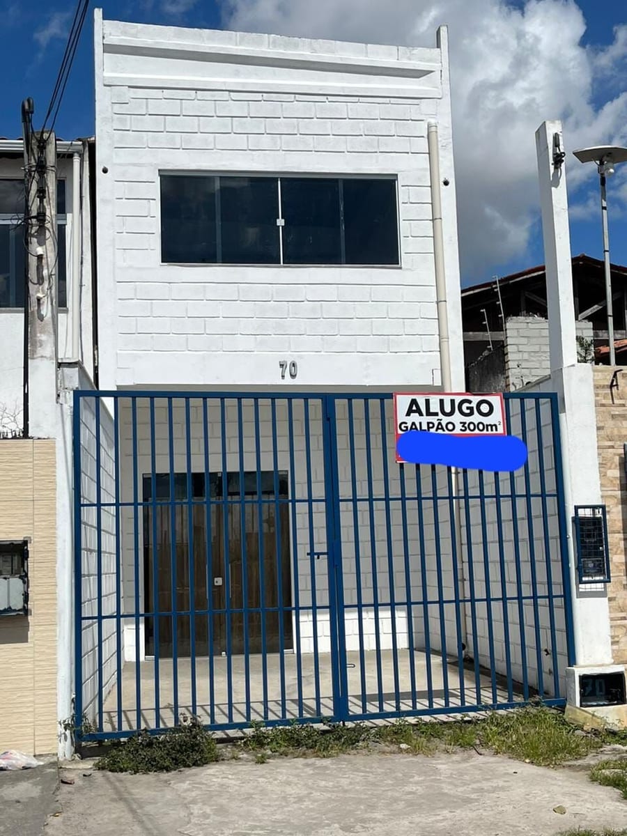Aluguel de Galpão Usado em Feira de Santana, Bairro Caseb - Ótima Localização!